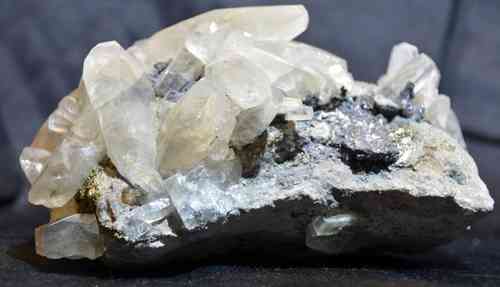 huge sweetwater calcite with matrix #16 2932g