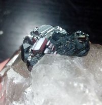 quartz, hematite, red routiles val cavradi GR 8x9x5cm 399g